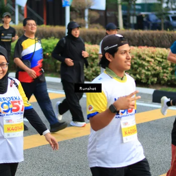 Runner Photo 4895118