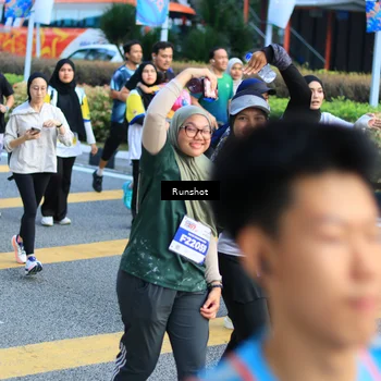 Runner Photo 4895385