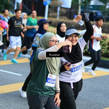 Runner Photo 4895556