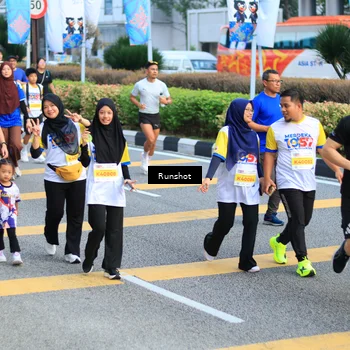 Runner Photo 4895735