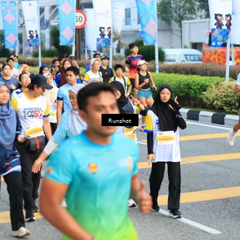 Runner Photo 4895818