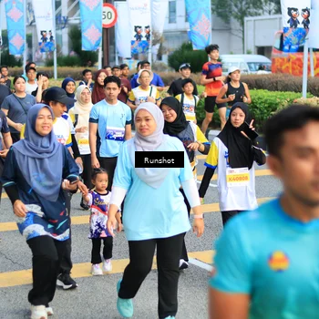 Runner Photo 4895973