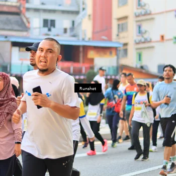 Runner Photo 4896214