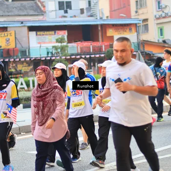 Runner Photo 4896216