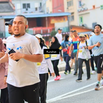 Runner Photo 4896219
