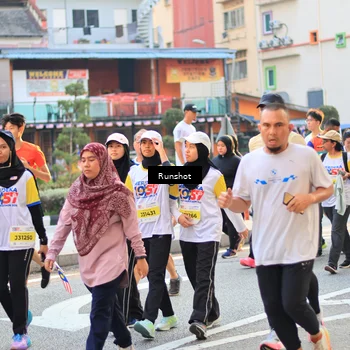 Runner Photo 4896242