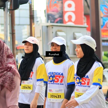 Runner Photo 4896243
