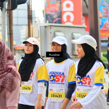 Runner Photo 4896256
