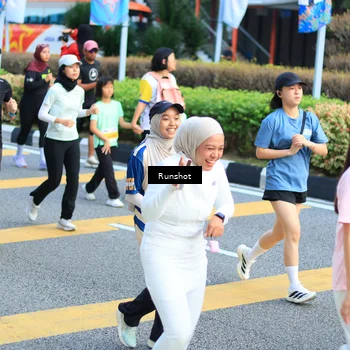 Runner Photo 4896286