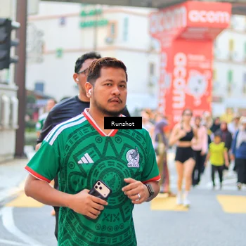 Runner Photo 4896293