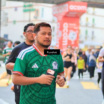 Runner Photo 4896357