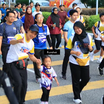 Runner Photo 4896514