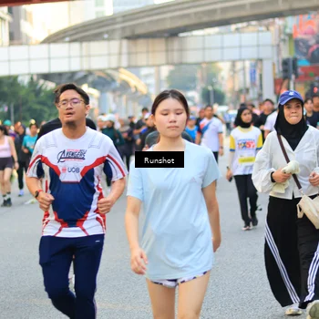 Runner Photo 4896585