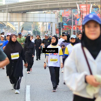 Runner Photo 4896615