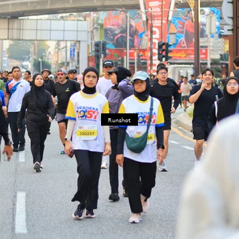 Runner Photo 4896619