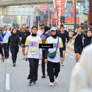 Runner Photo 4896635