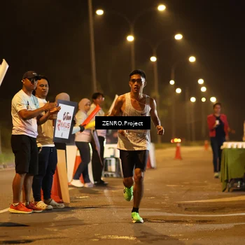 Runner Photo 4896643