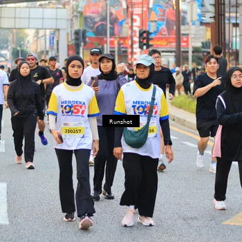 Runner Photo 4896646