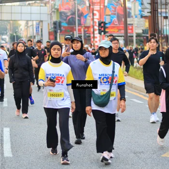 Runner Photo 4896676