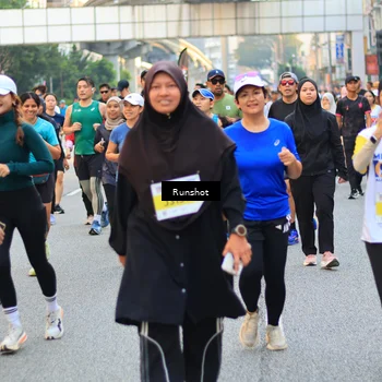 Runner Photo 4896684