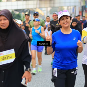 Runner Photo 4896690