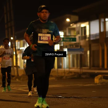 Runner Photo 4896703