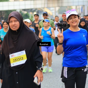 Runner Photo 4896704