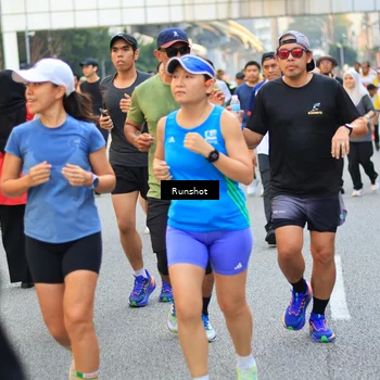 Runner Photo 4896726