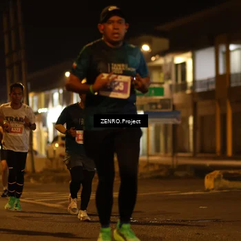 Runner Photo 4896765