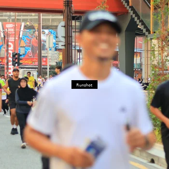 Runner Photo 4896776