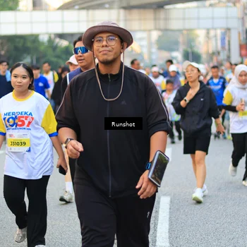 Runner Photo 4896837