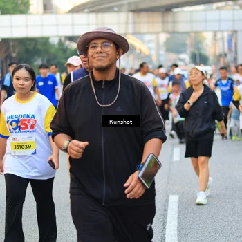 Runner Photo 4896851