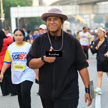Runner Photo 4896871