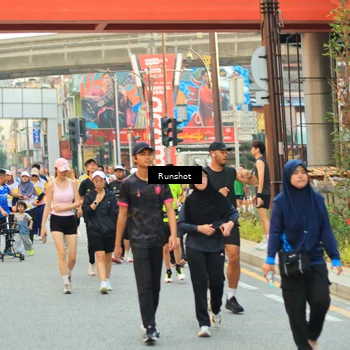 Runner Photo 4896873