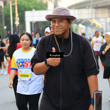 Runner Photo 4896876
