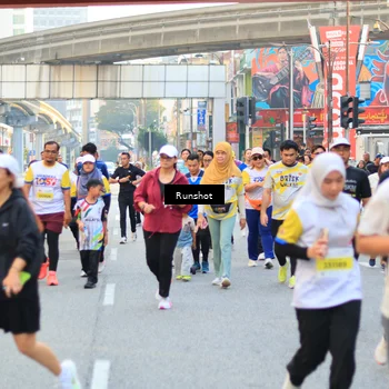 Runner Photo 4896891