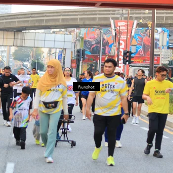 Runner Photo 4896999