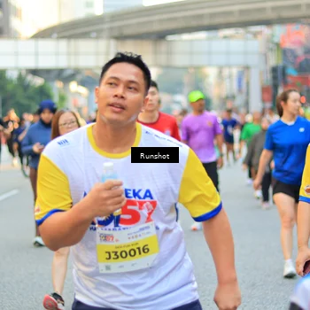Runner Photo 4897072