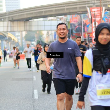 Runner Photo 4897400