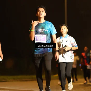 Runner Photo 4897496