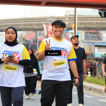 Runner Photo 4897702