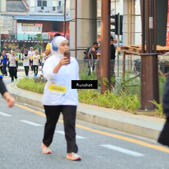 Runner Photo 4898304