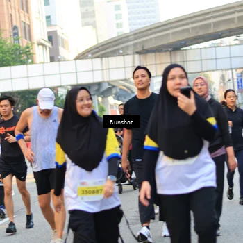 Runner Photo 4898444