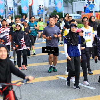 Runner Photo 4898463