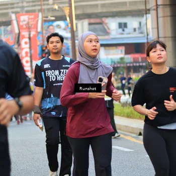 Runner Photo 4898504