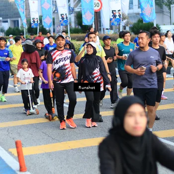 Runner Photo 4898659