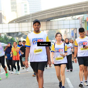 Runner Photo 4898676