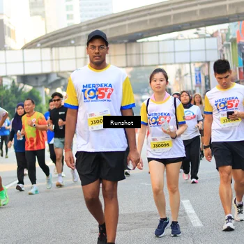 Runner Photo 4898685