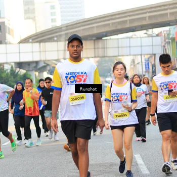 Runner Photo 4898704