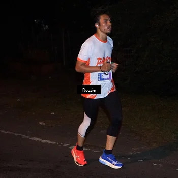 Runner Photo 4898879